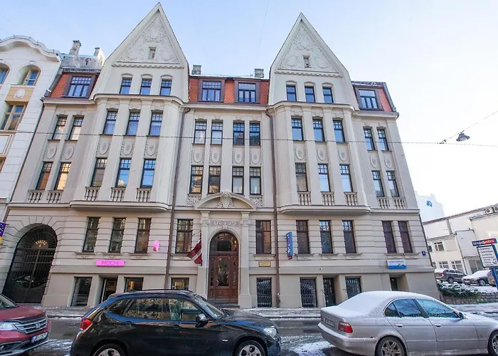 Ascetic Skolas Street Apartment